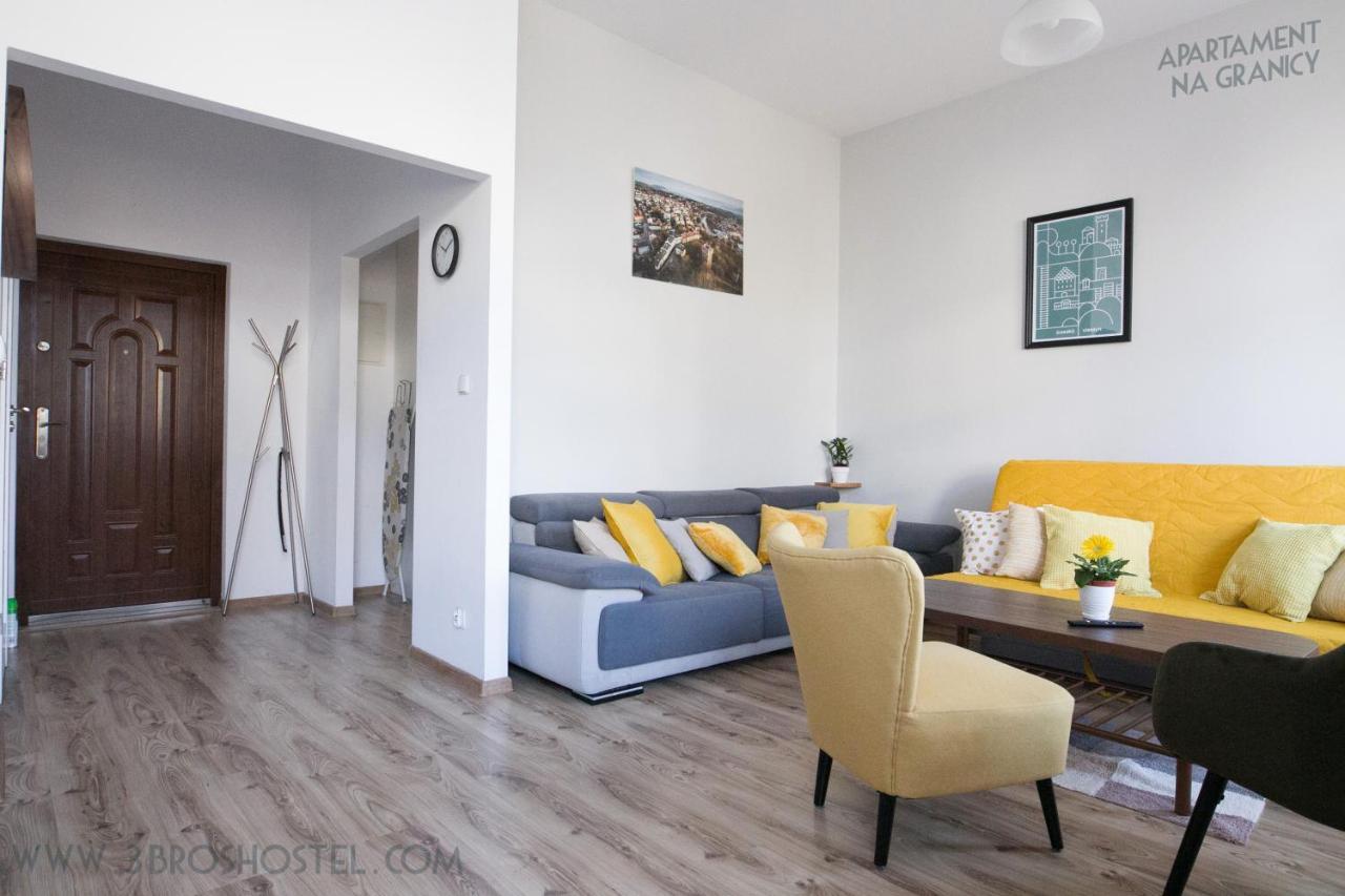 Apartament Na Granicy / Apartment On The Border 切申 外观 照片