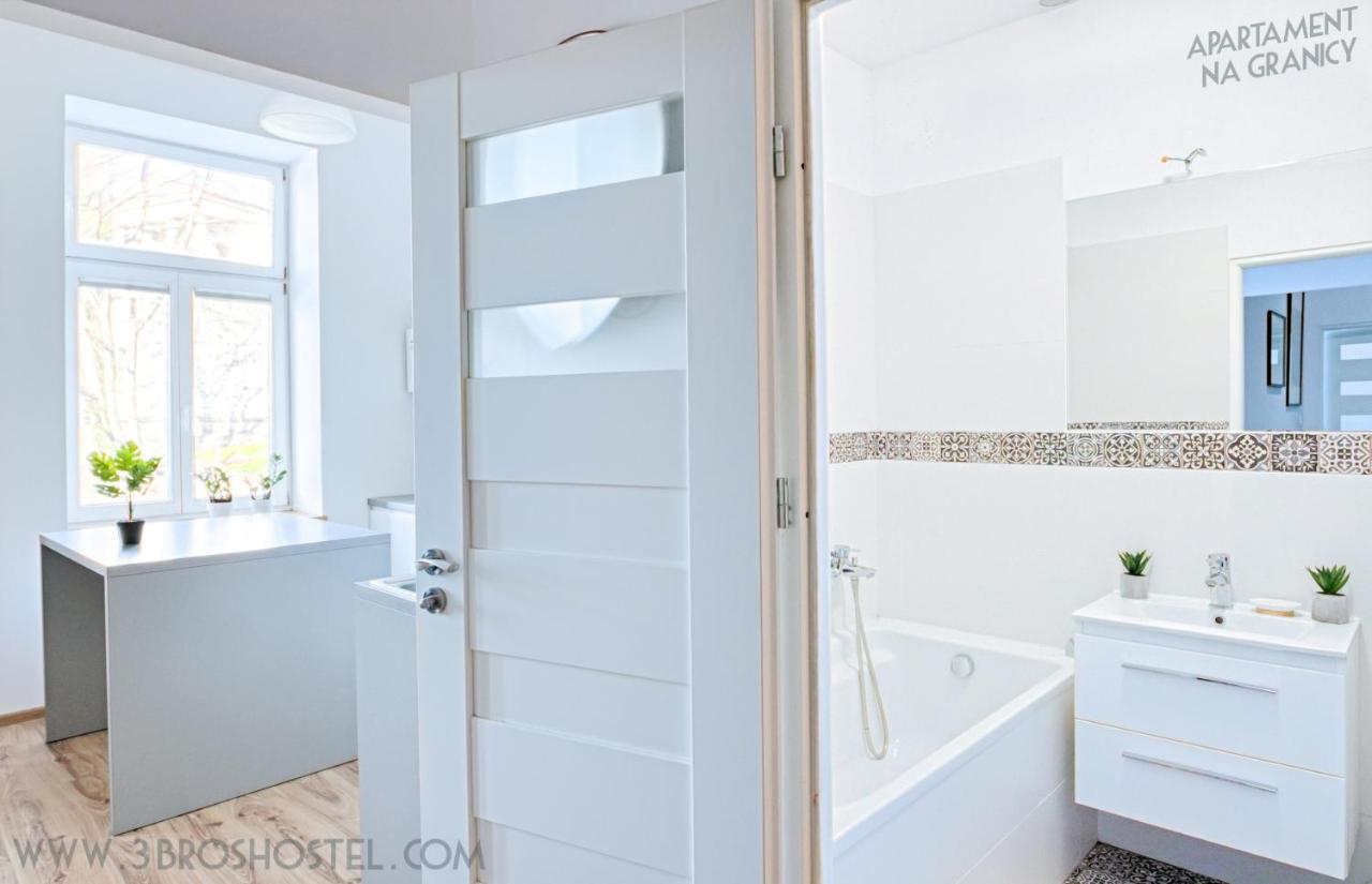 Apartament Na Granicy / Apartment On The Border 切申 外观 照片