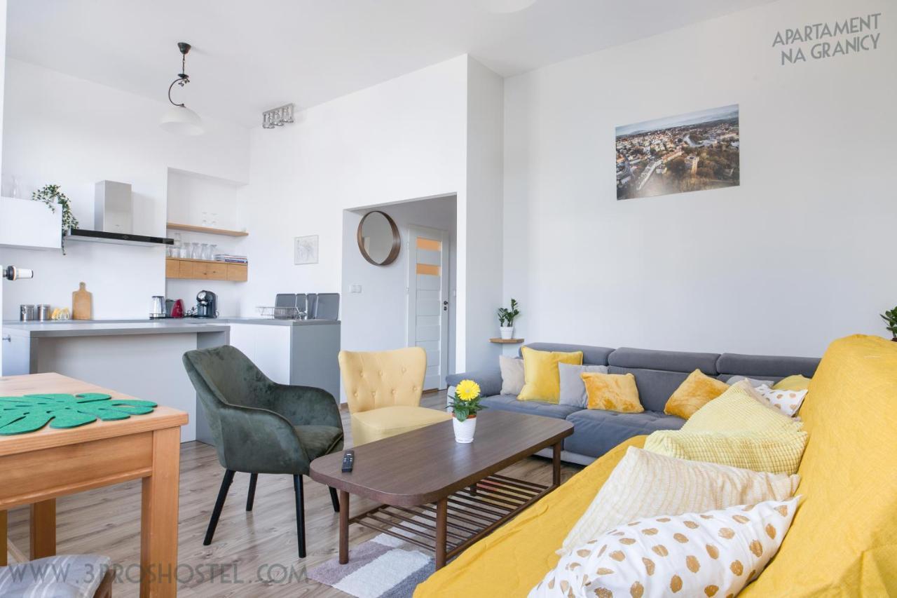 Apartament Na Granicy / Apartment On The Border 切申 外观 照片